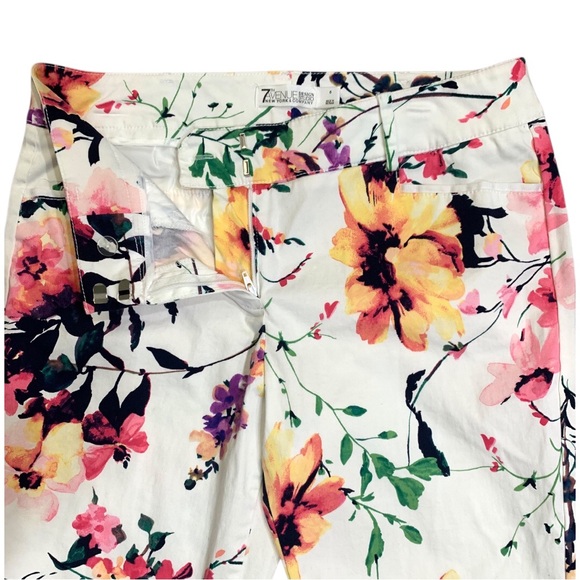 🔸7th Avenue Design Studio floral print capri pants🔸 - Picture 4 of 8